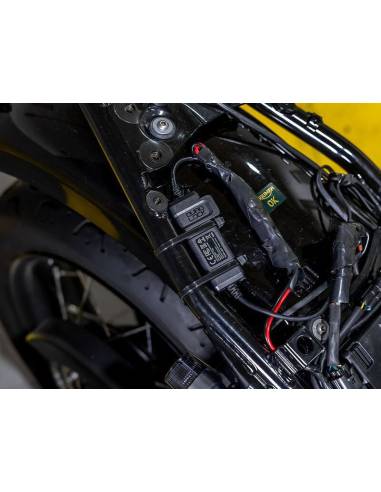 Adaptador Impermeable QUAD LOCK 12V A...