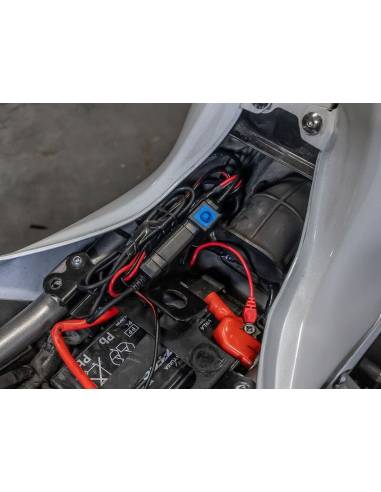 Adaptador Impermeable QUAD LOCK 12V A...